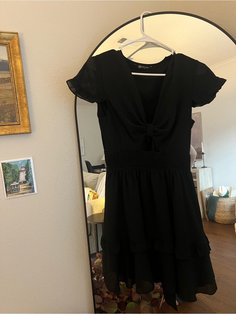 Classic Black V-Neck Tiered Short Sleeve Dress